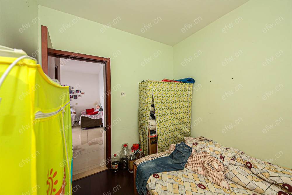 village room房 全明户型 另送家电