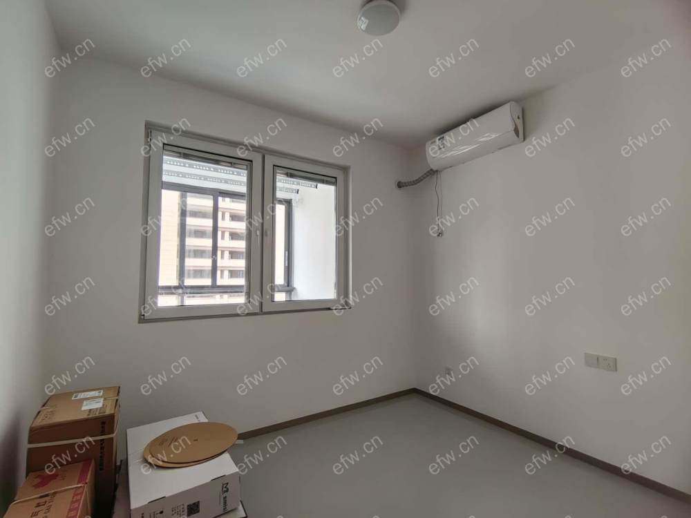 village位置好，环境优雅，area平米精装room房
