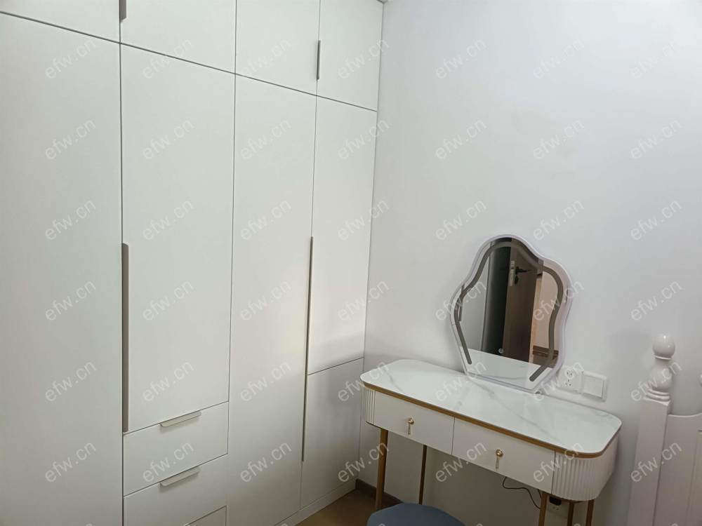 新惠东里（锦数双河苑）精装3室  随时看房 拎包入住
