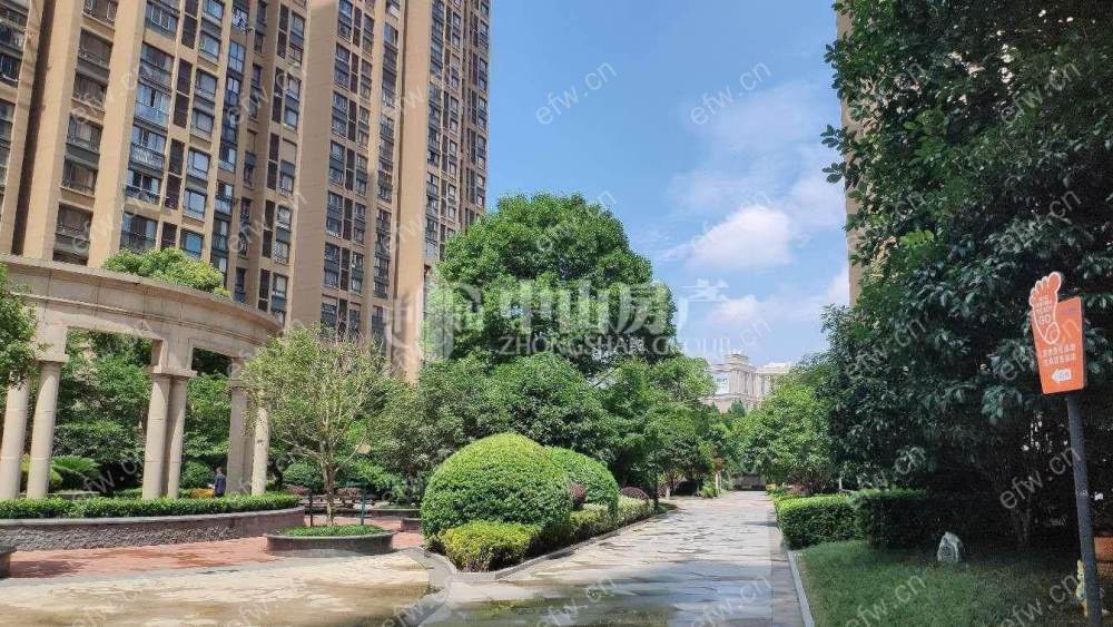 晶品公寓 精装修拎包入住