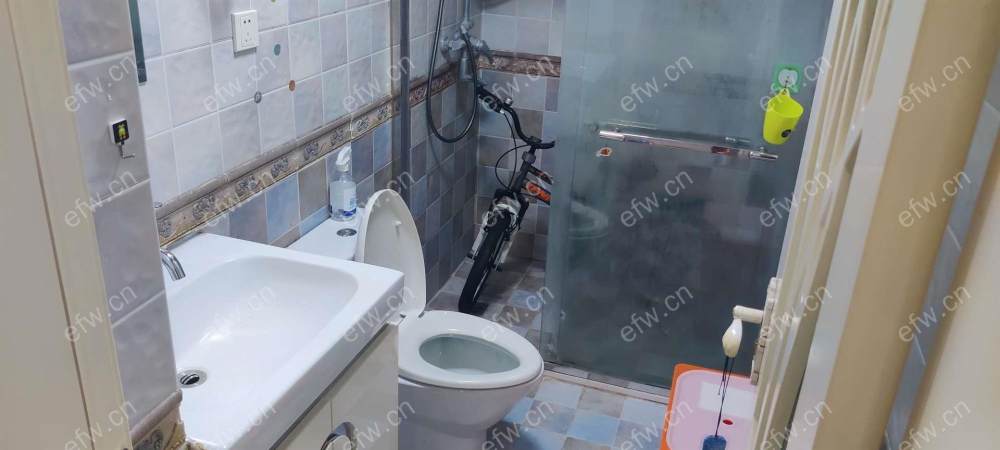梧桐水岸精装1室  随时看房 拎包入住