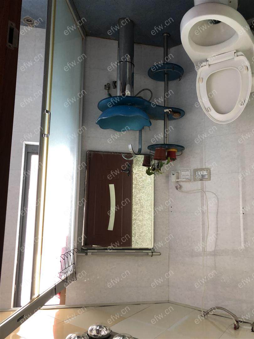 嘉德花园精装1室  随时看房 拎包入住