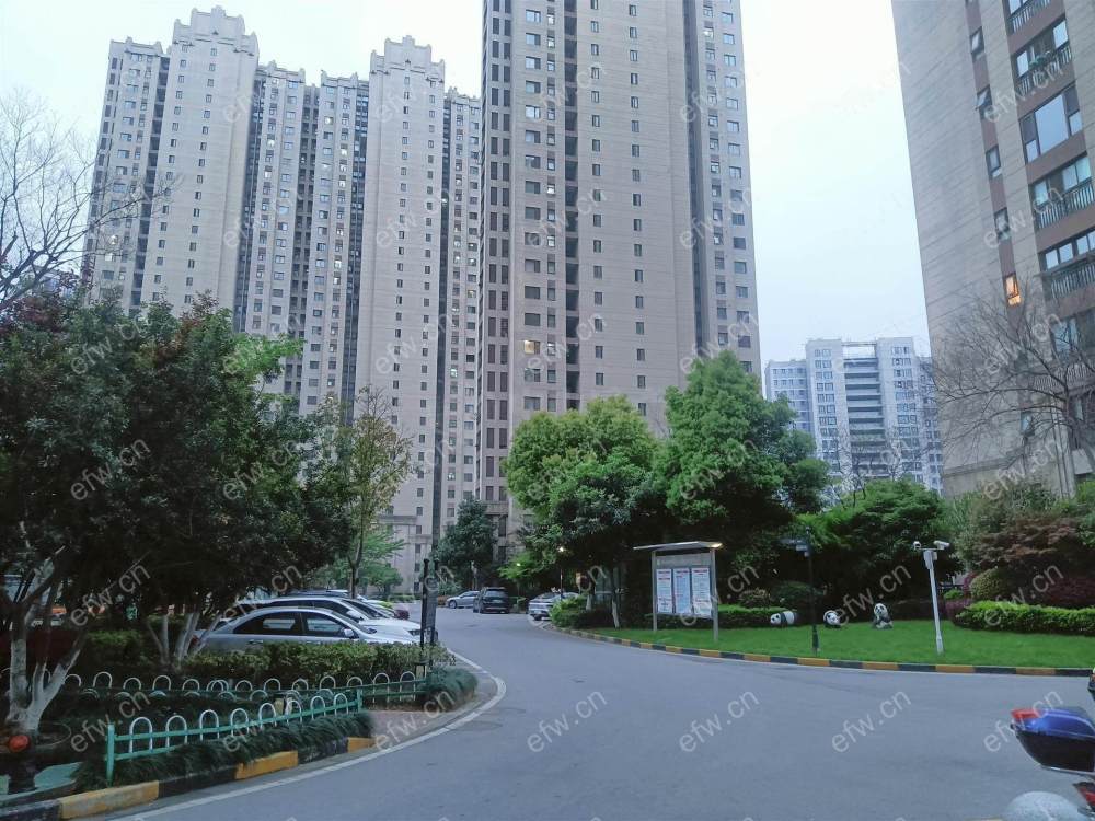 孔雀城(孔雀雅园一期）精装2室  随时看房 拎包入住
