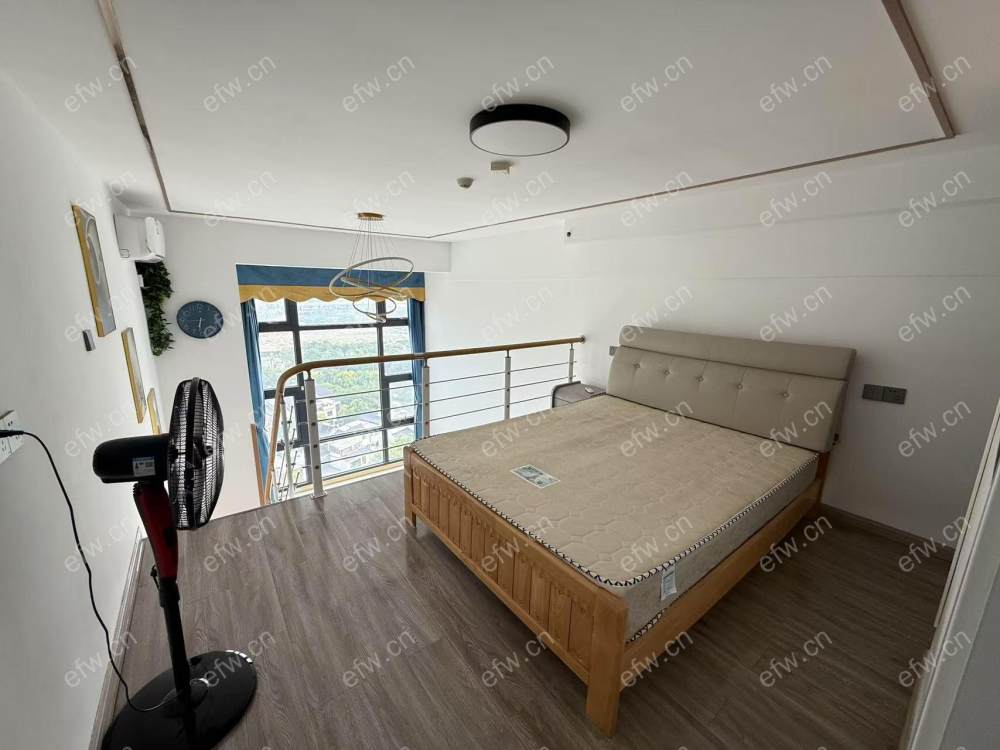 中堂领寓  房东自住房  拎包入住