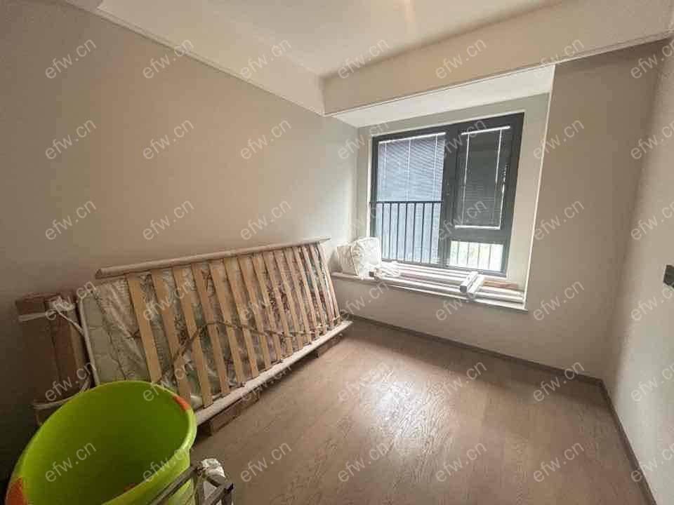 万科臻境精装3房出租