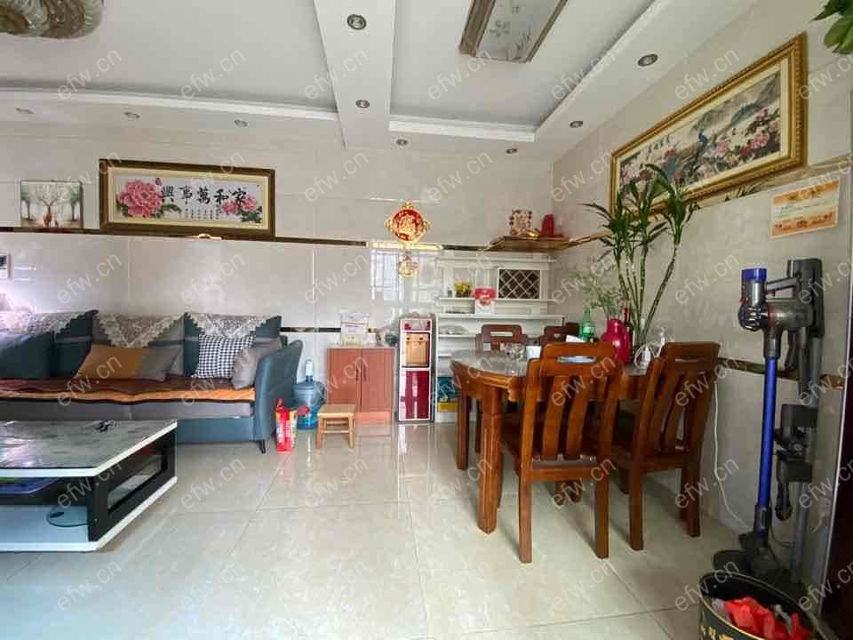 家电齐全 带飘窗 蔚蓝观邸 采光好 绿化好