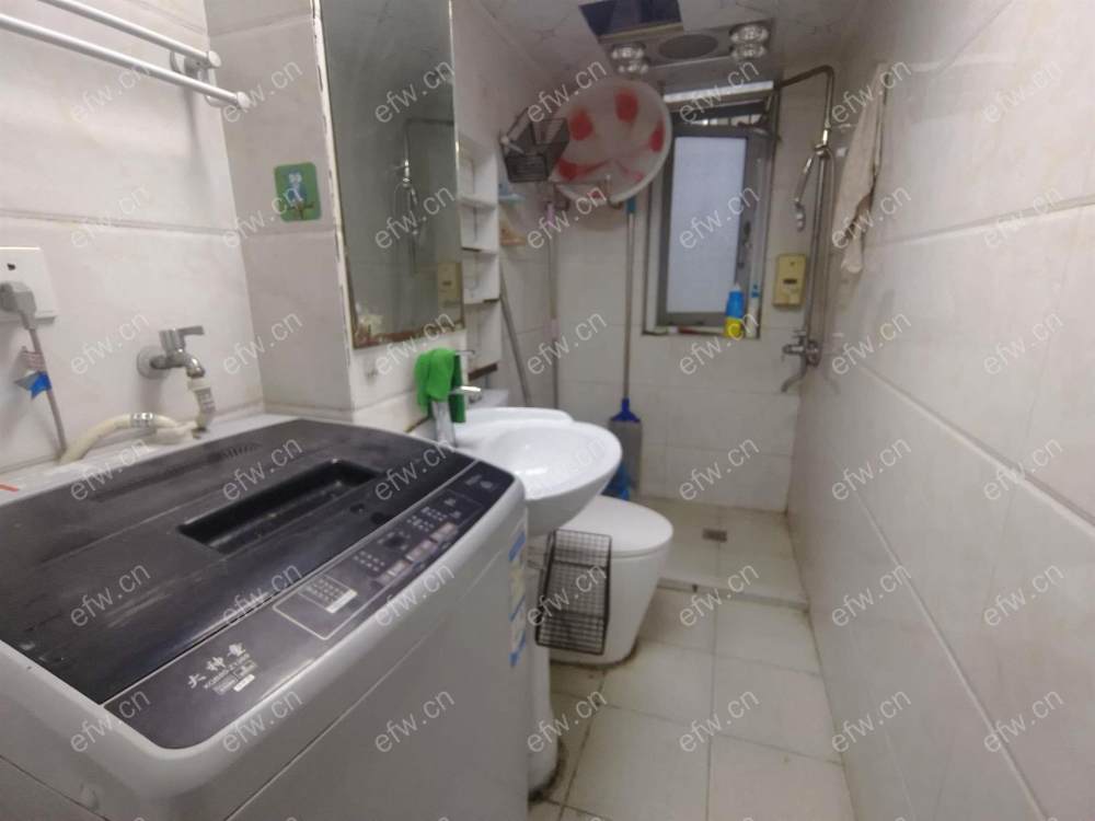 简单装修，家电齐全