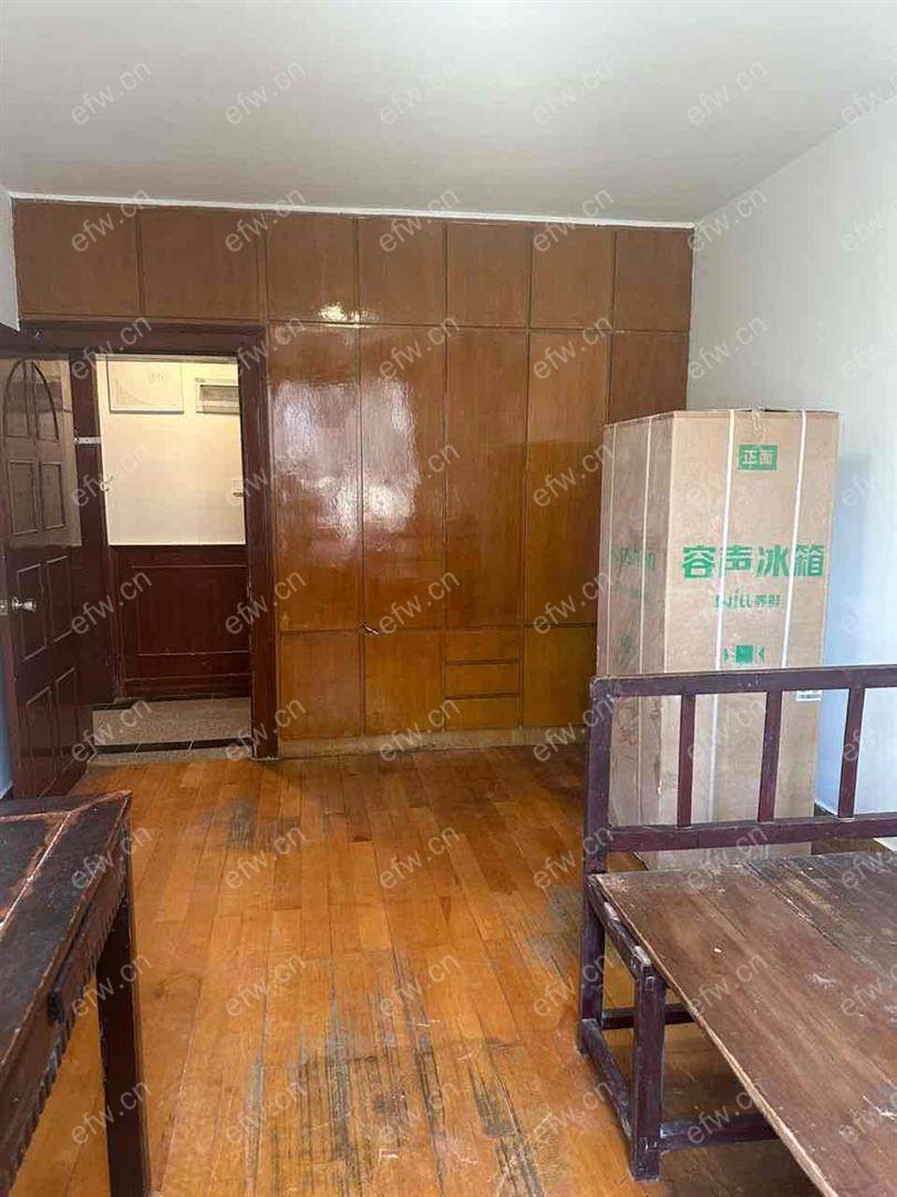 部分家具新
