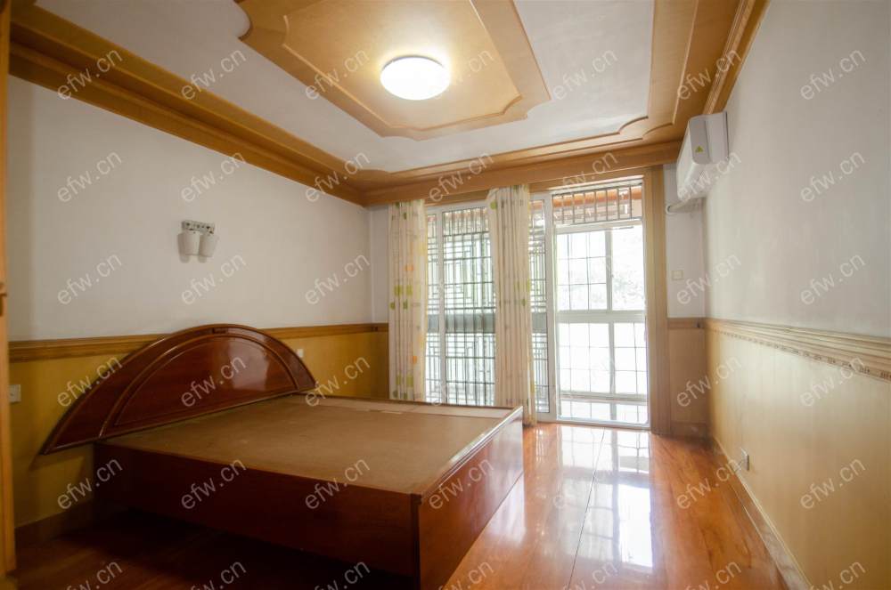 房东诚心出售，看中可以谈