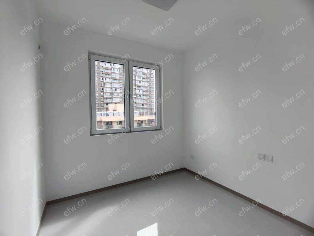 village位置好，环境优雅，area平米精装room房