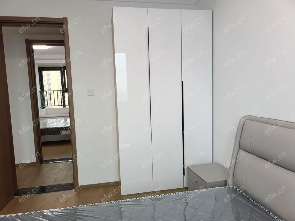 新惠东里（锦数双河苑）精装3室  随时看房 拎包入住