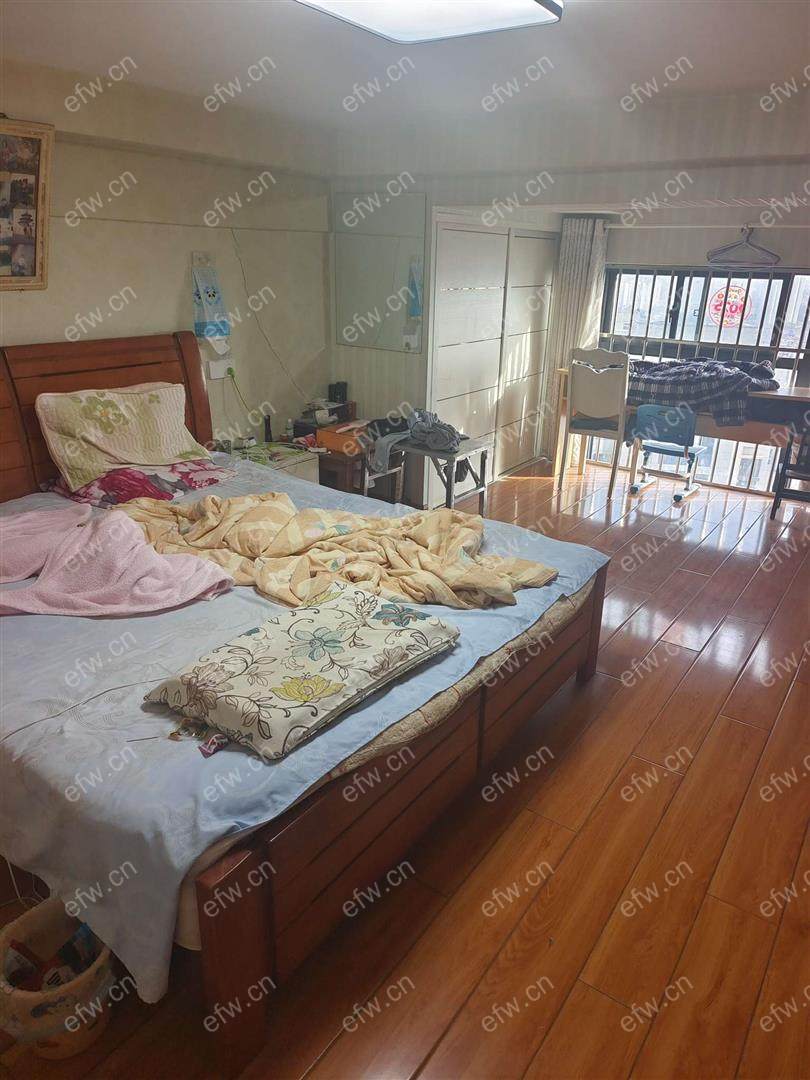 看房方便      自住装修