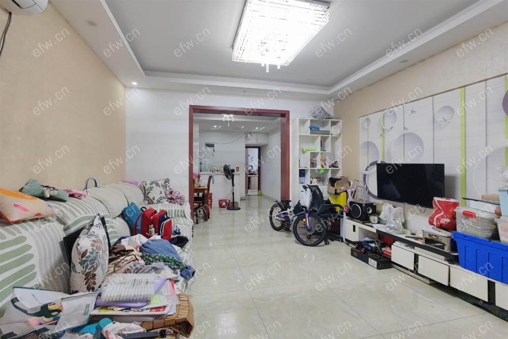 新光小区 3室2厅 97平