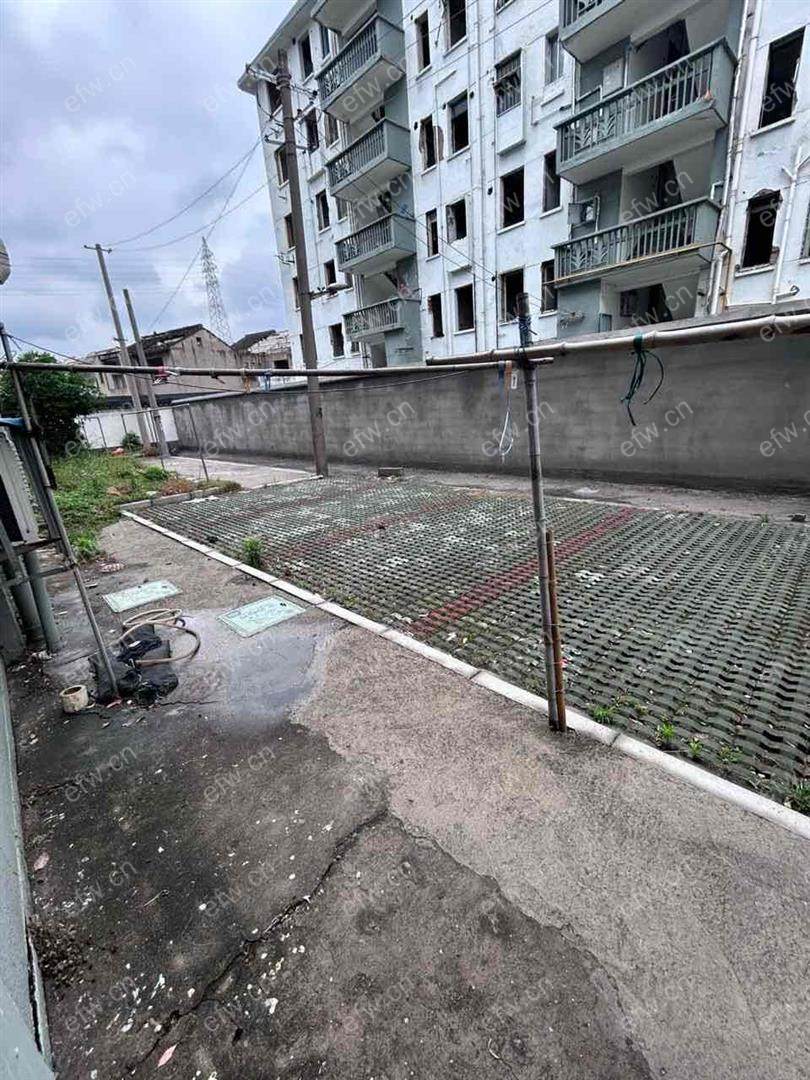 刘潭新村 3室1厅