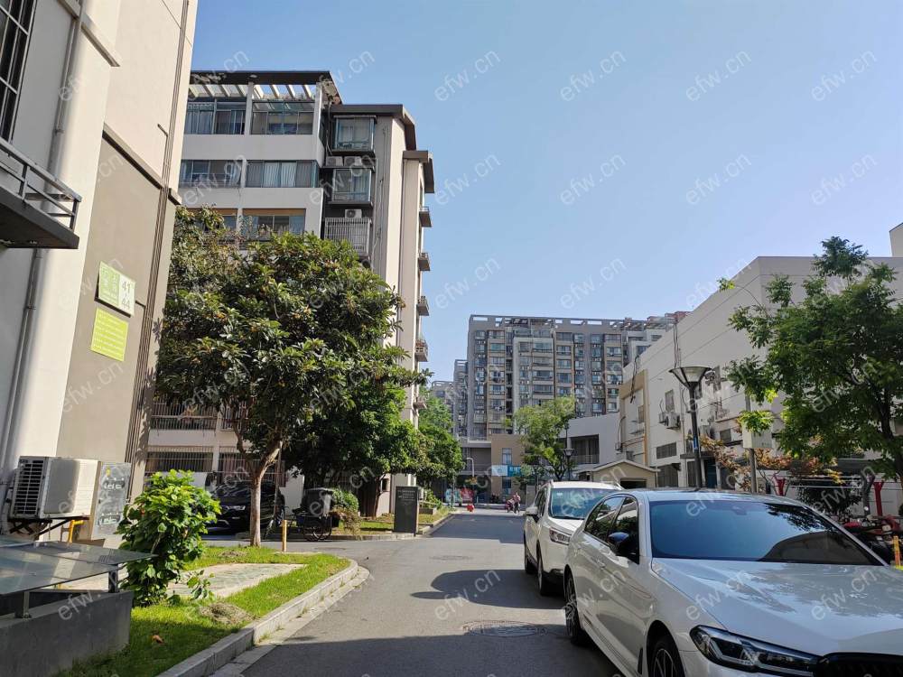 广石家园精装二出租，，