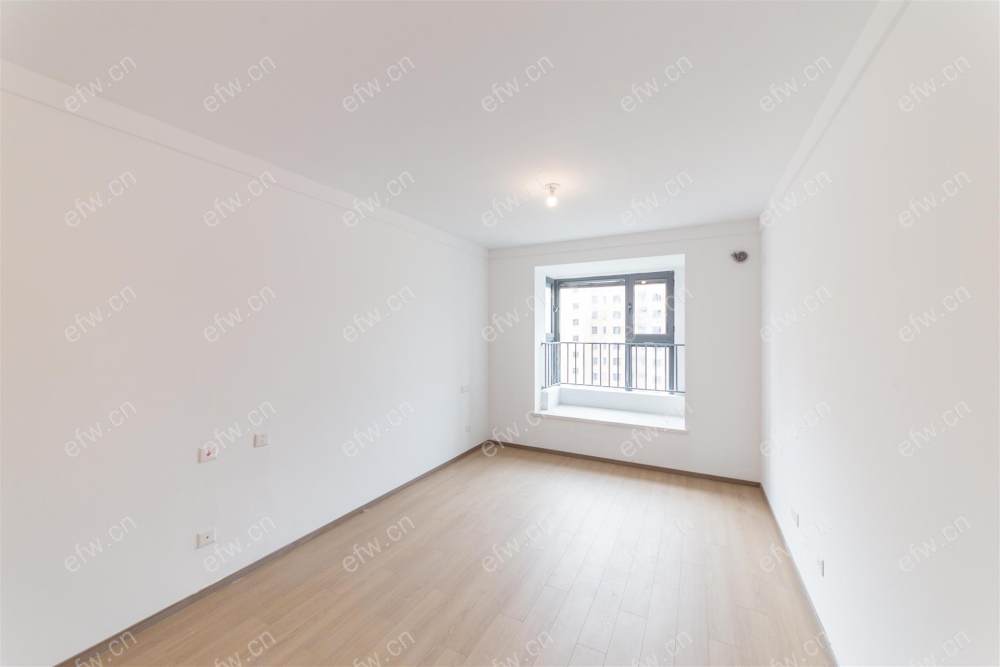 3房豪装拎包即住,新惠东里（锦数双河苑）尽享优雅品质,多重阳台+飘窗