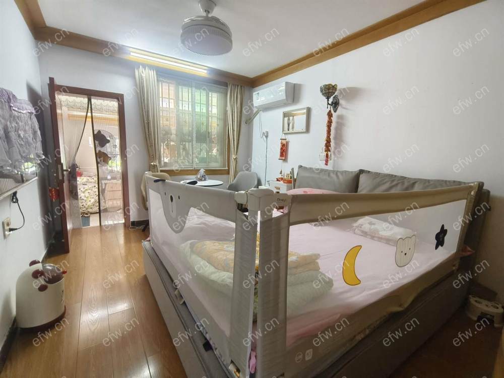 婚装全明东边户2房,刘潭二村 格局工整合