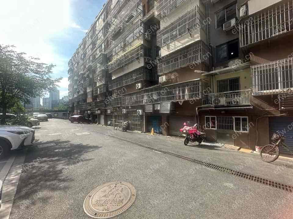 和泰苑 2室2厅