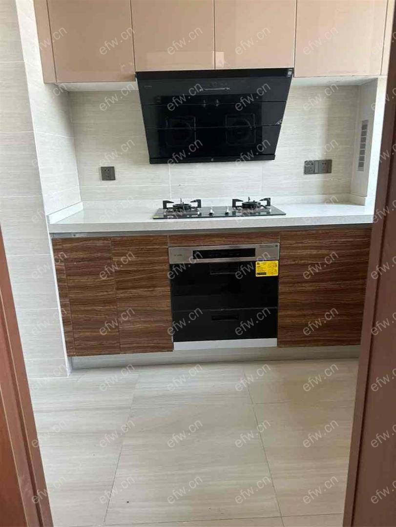 家电齐全 带飘窗 世茂璀璨时光 采光好 绿化好