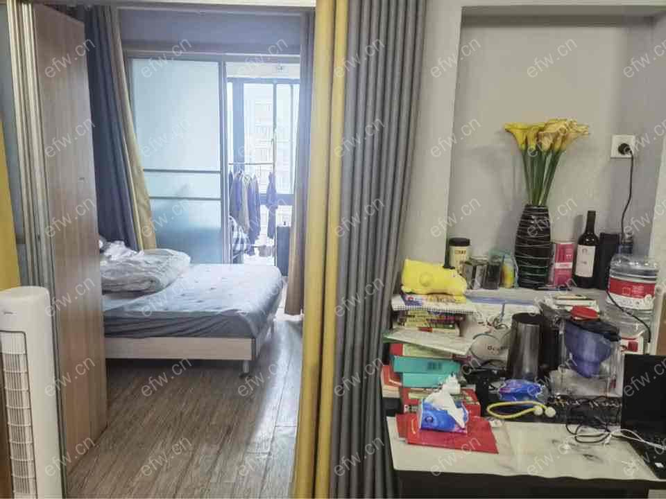 长江绿岛(奕淳公寓) 1室1厅