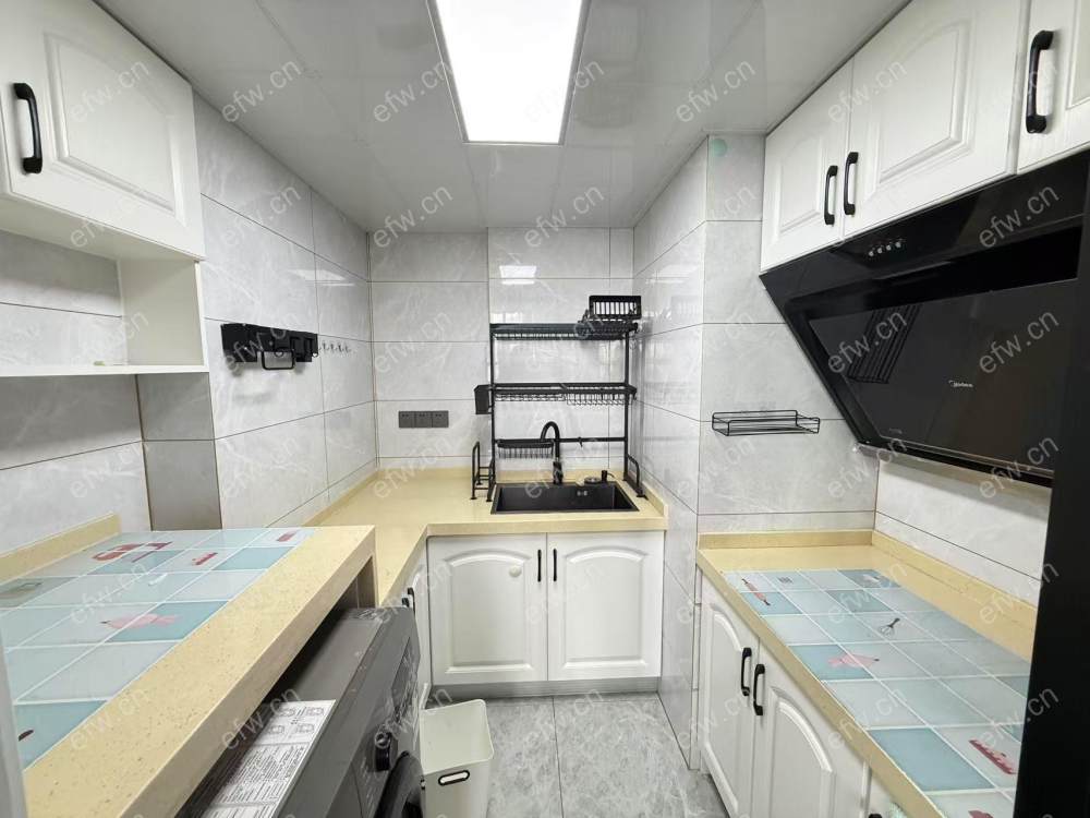 中堂领寓  房东自住房  拎包入住