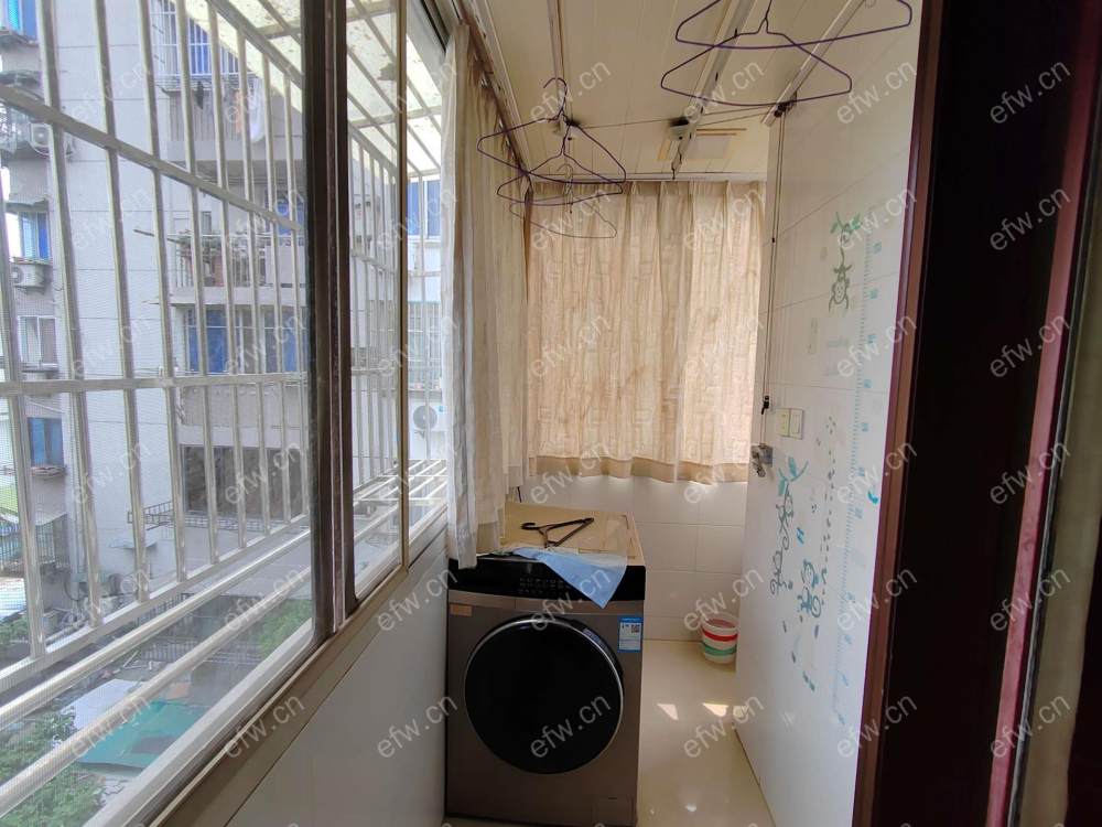 清扬新村精装3室  随时看房 拎包入住