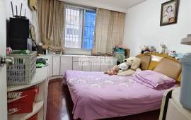育红小学30米  三房 楼层