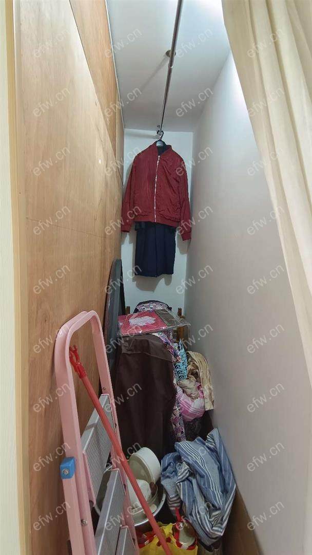 惠龙新村精装1室  随时看房 拎包入住