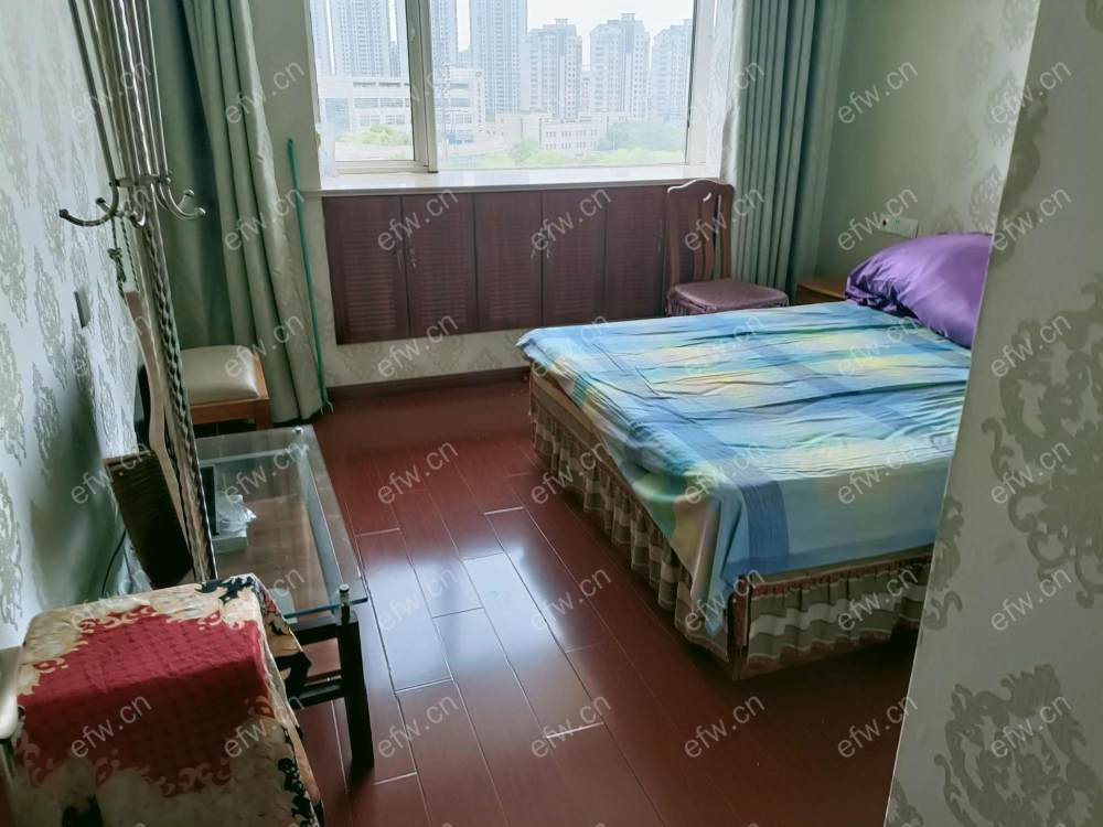 精装两房，南北通透，拎包入住。