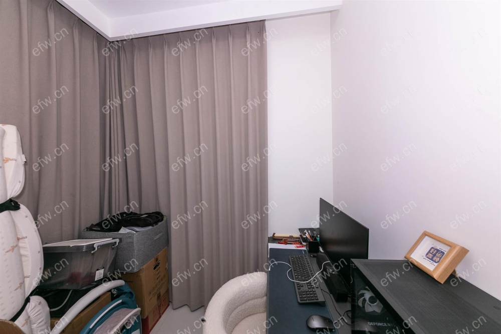 南长街运河壹号府3房30万婚装一年