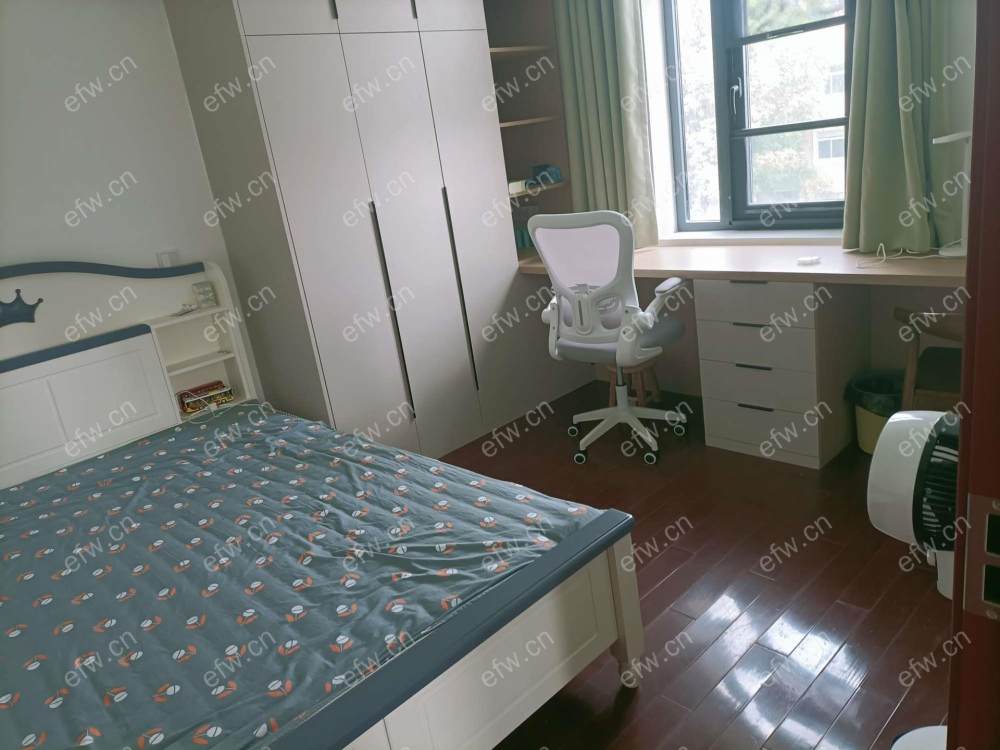市精装两房绿塔新村    采光好    南北通透   随时看房