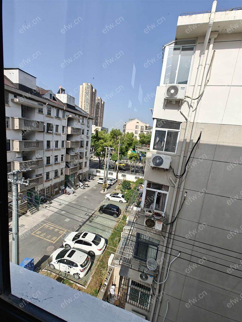 江海新村精装一室一厅出租