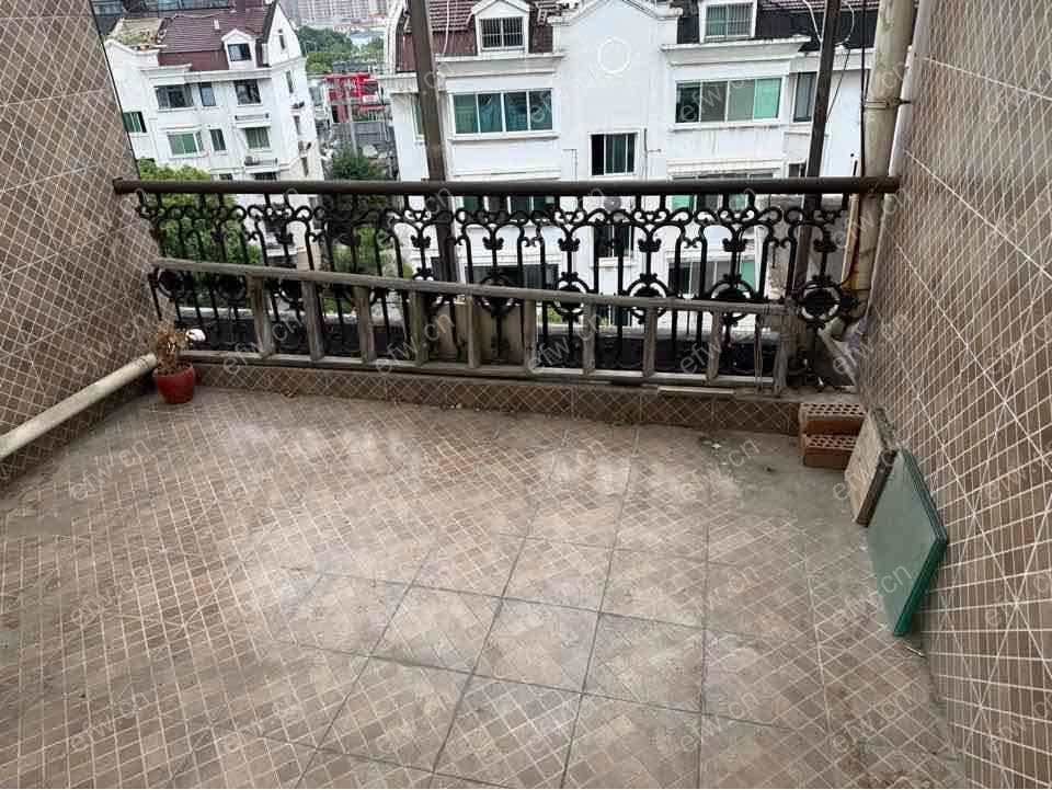 景亭苑 3室2厅 家具家电齐全