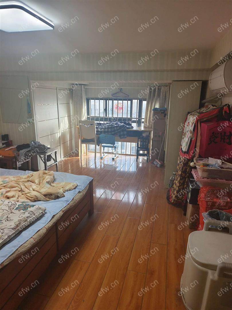看房方便      自住装修