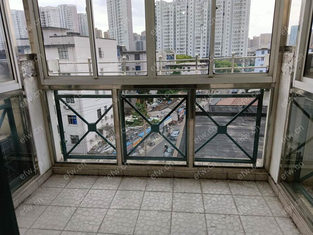 精装修，拎包入住