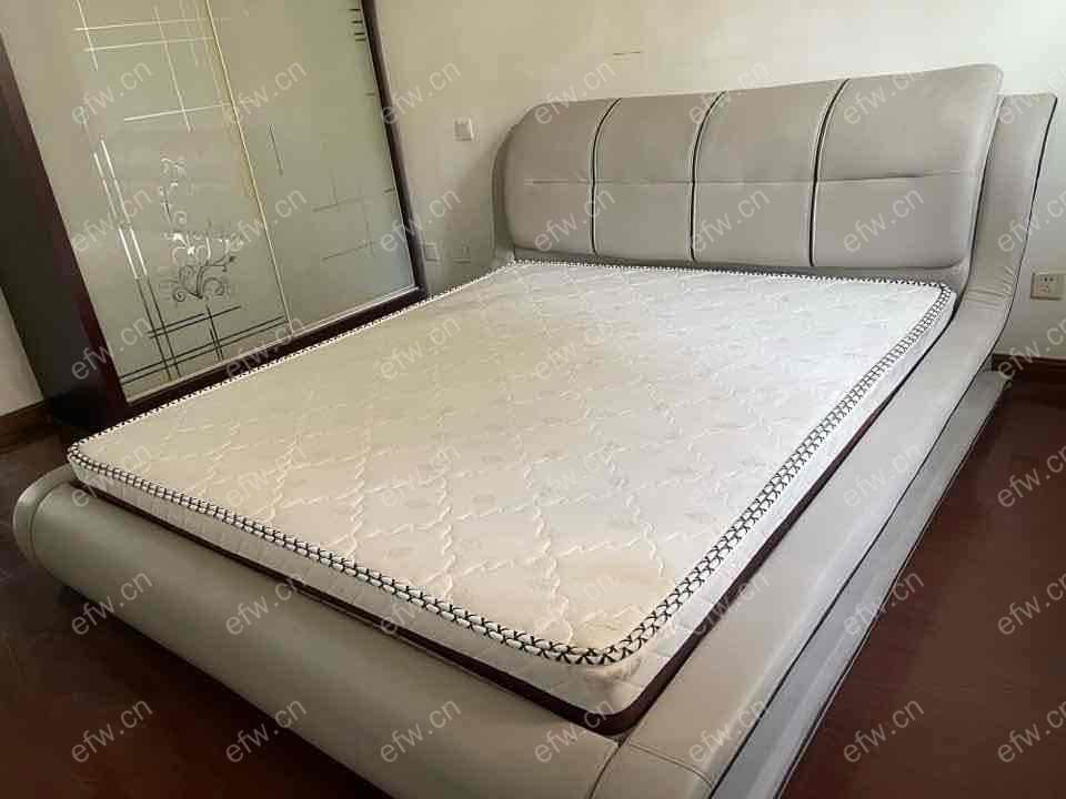房子出租，小区排，采光好