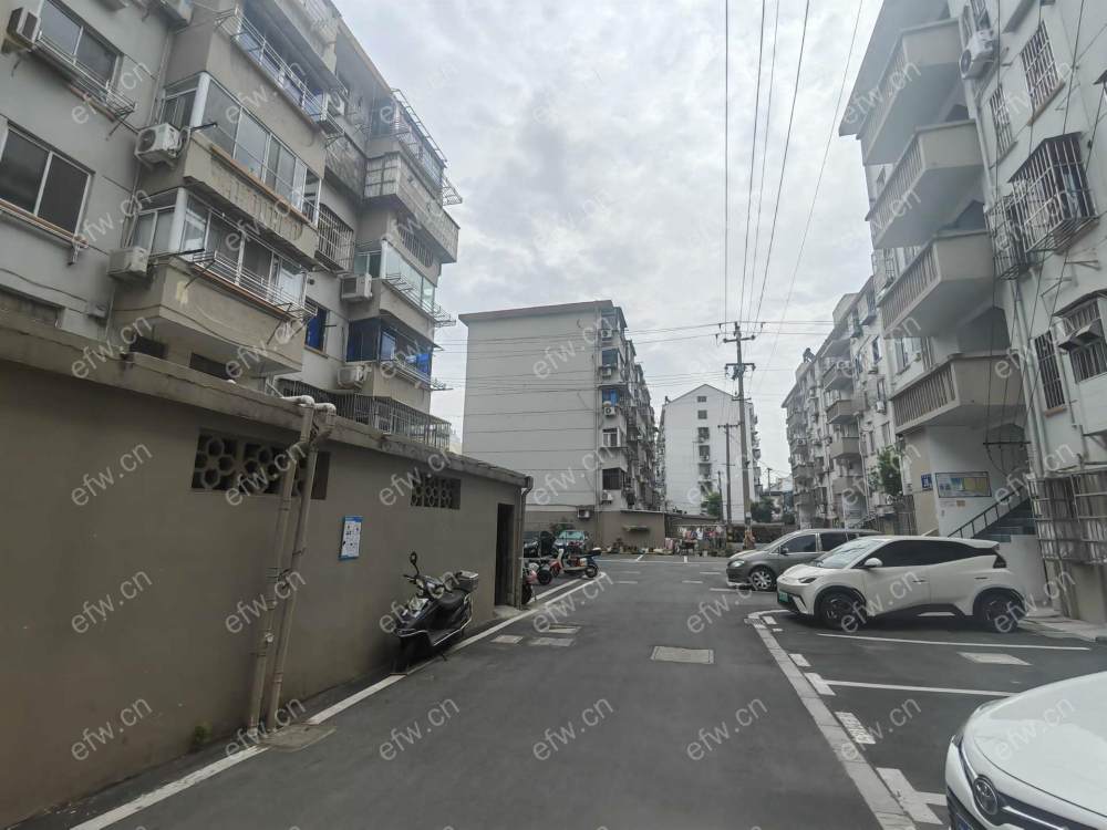 翠园新村(沁芳苑) 1室1厅