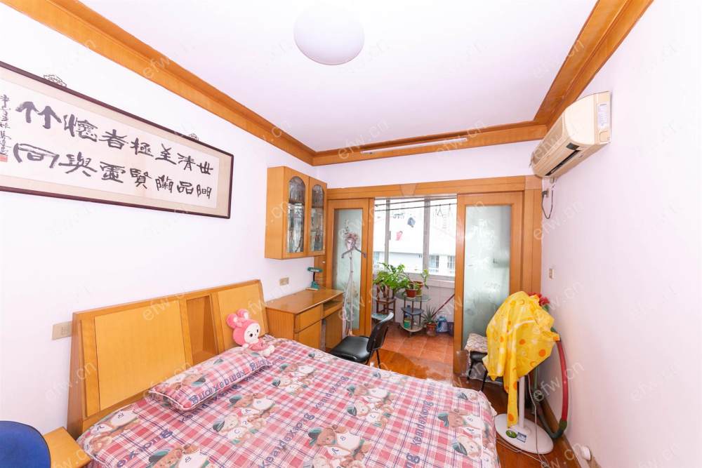 宁海里一期  中装2房  一梯2户 南北通透