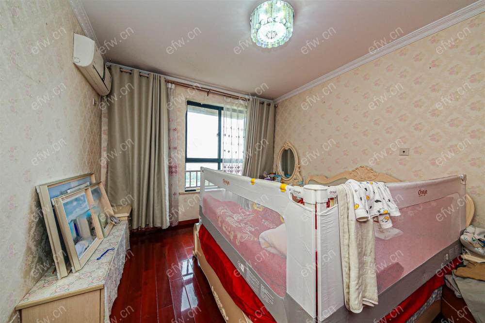富城湾 精装3房 房东自住装修 看房方便