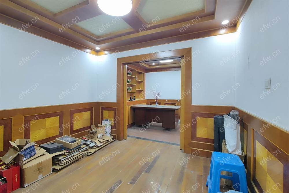 上马墩一村，双地铁口。