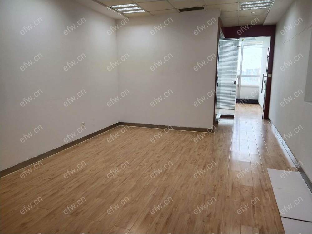 写字楼出租，精装修，配合看房