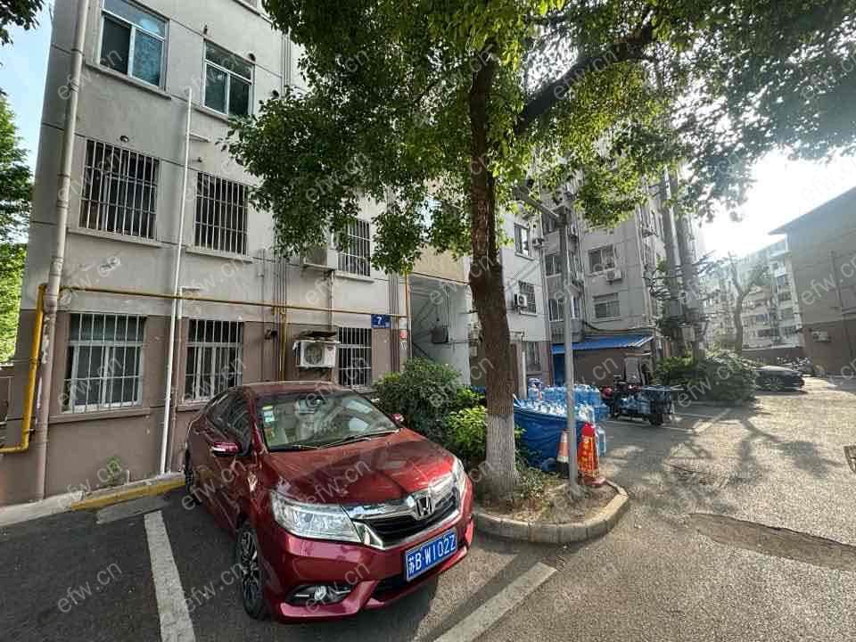 市核心区域 地铁口 出行便利 配套完善 好房子好楼层