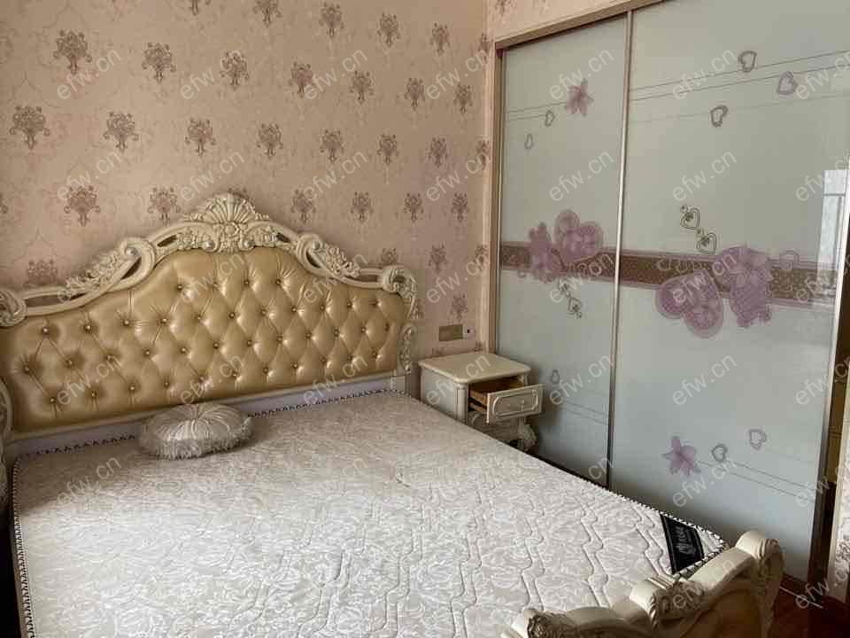 蔚蓝观邸 2室2厅