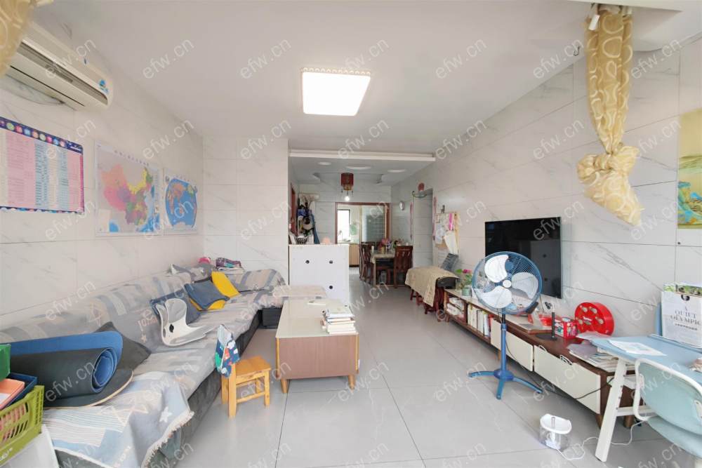 中大诺卡一期。顶楼带阁楼，房东自住装修保养好