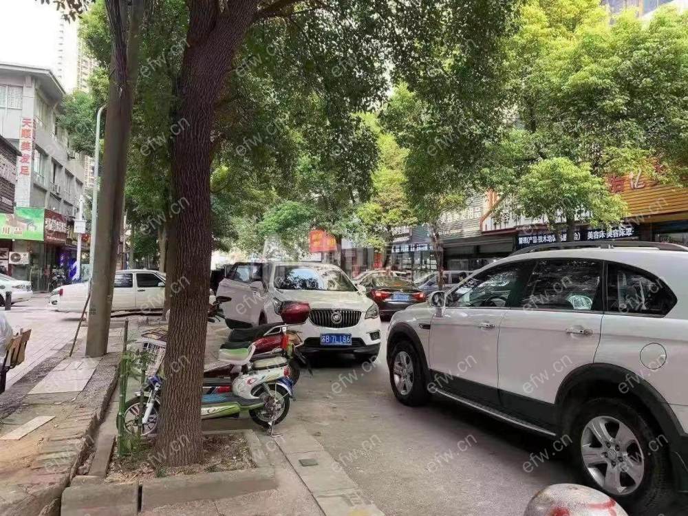 诚心出售，位置市，八佰伴旁边