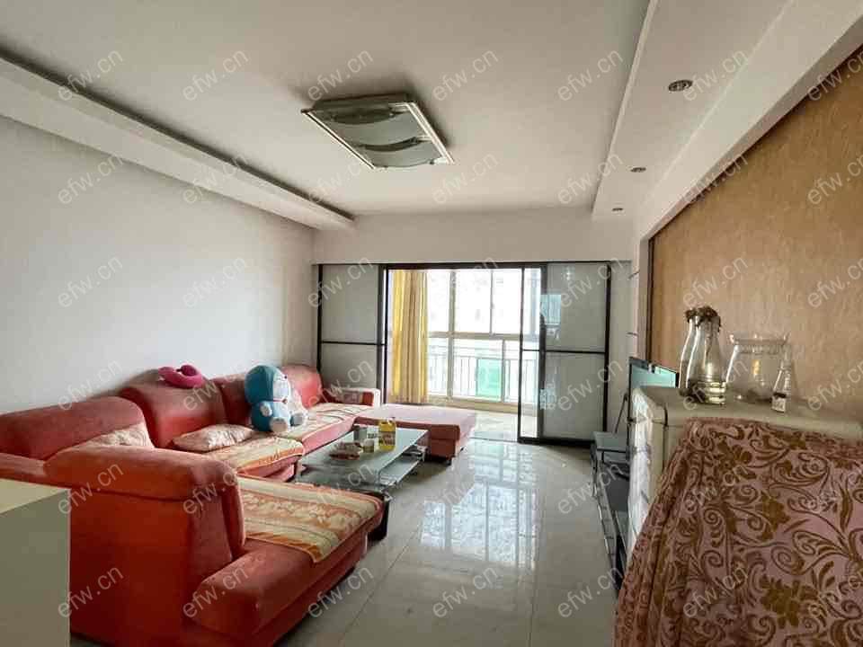 金置广场  电梯房