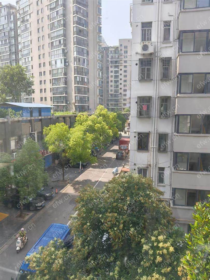 家电齐全 带飘窗 江阴巷 采光好 绿化好