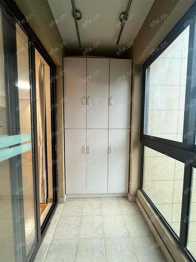 自住精装修 保养非常好 次出租