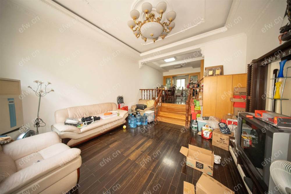 住友苑（老）  精装4房 近地铁口  房东诚售