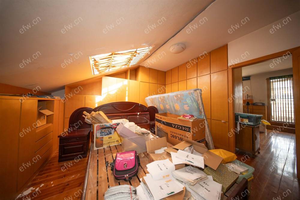 住友苑（老）  精装4房 近地铁口  房东诚售